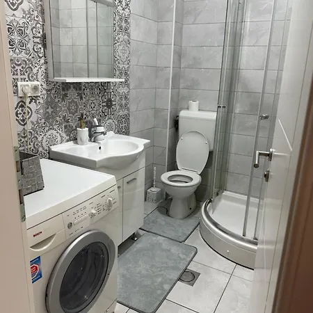Romansa Apartament *